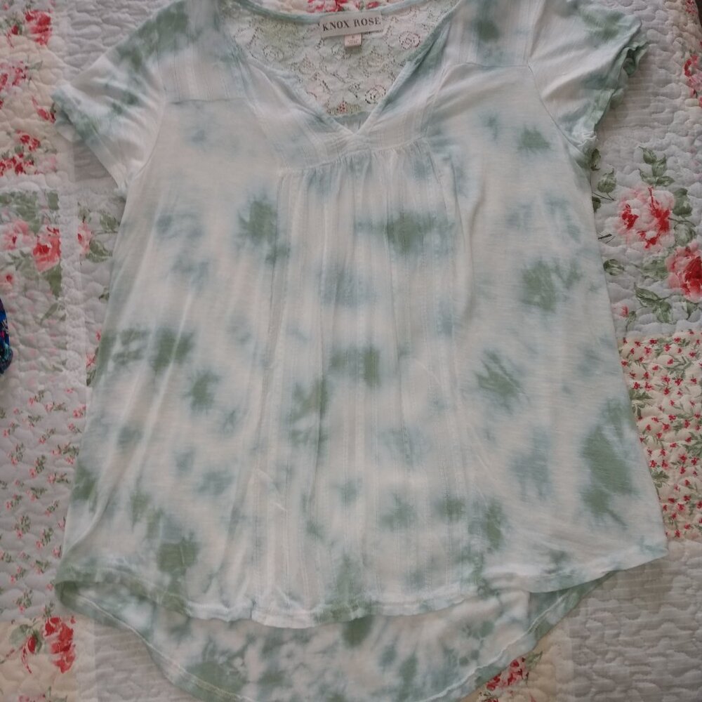 Bundle of 4 blouse's - Picture 7 of 12
